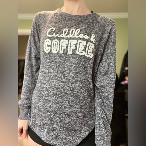 ❤️3/$12❤️ Coffee & Cuddles long sleeve - Picture 2 of 5